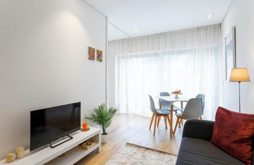 Studio w/ Terrace, Pool & Gym | Antas by Host Wise - Foto 17