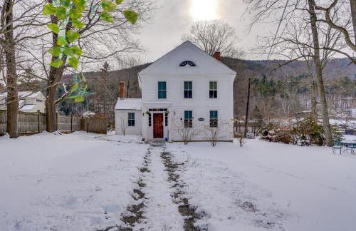 Hike, Fish and Ski Riverside Barn Loft in Lee - Foto 1
