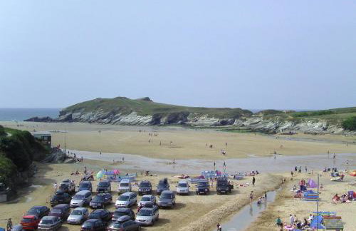 The Beach House & Porth Sands Apartments - Photo 46