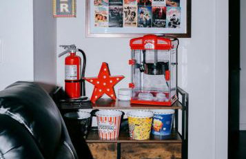 Top 1 Rated 4BR Lincoln Park House - King Bed - Photo 49