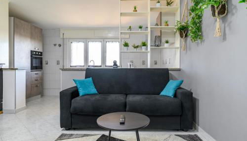 Coastal Whisper - 9 min to Airport & 700m to Sea - Foto 5