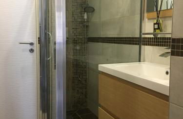 DUPLEX 52m2 hyper centre, petite TERRASSE exposée Sud - Foto 13