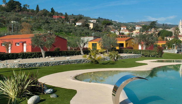 Modern Apartment in the Residence Rebi Village in Imperia-ex TUI - Foto 5, Piscina