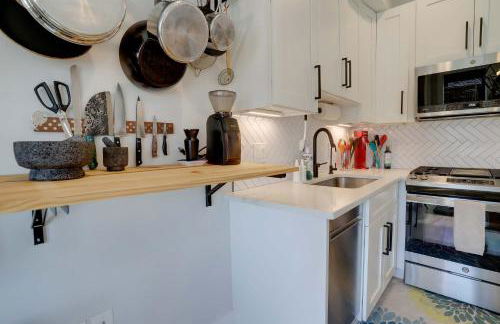 Sojourn Worldly 1 BR 2 BA 2 Blocks to Shaw Metro - Foto 17