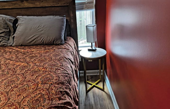 4 - Bed home, w/ Cali King Bed - 12 mins. to DTWN - Photo 26