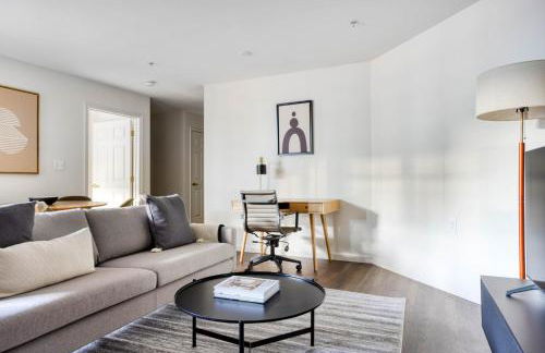 Central Square 2br w gym nr T BOS-819 - Foto 1