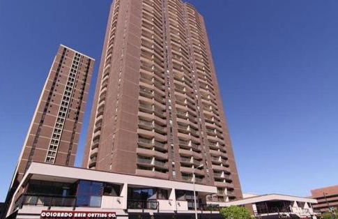Brooks Tower Downtown Denver Furnished Apartment - Foto 21