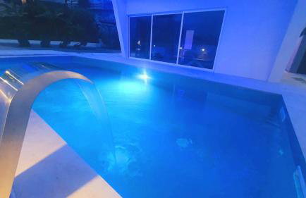 Pool and Jacuzzi Luxury Apartments - Foto 34