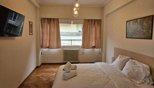 F23 - Photo 1, towels