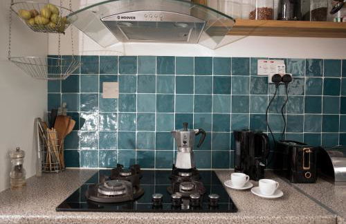 Bright and spacious 1 bed flat in Camberwell - Photo 2