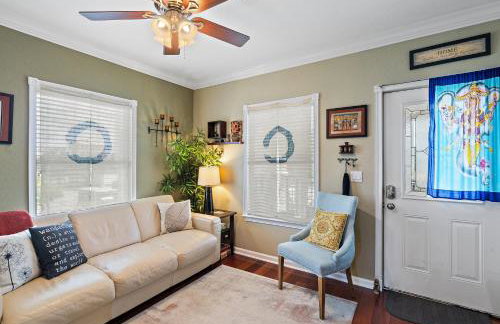 Walk to Everything Downtown EAT - SHOP - PLAY - Foto 6