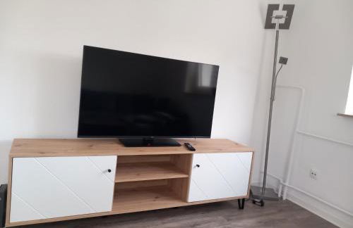 City Apartment 1#Netflix &Wlan &Kingsize Bett &Kaffee Maschine & Zentral & 500m Innenhafen & 2 min U Bahn - Photo 10