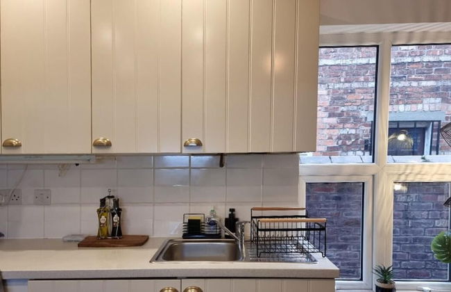 Astonishing House With Outdoor Seating BBQ - Foto 1