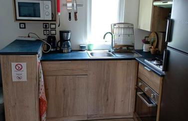 Bungalow confortable à Condrieu avec piscine partagée - Foto 5