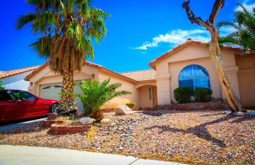 Luxury 1900 SQ FT House Huge 46 FT Pool & Hot SPA - Foto 33