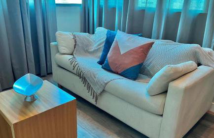 Flat Bahamas 9º andar, reformado e com vista - Foto 1