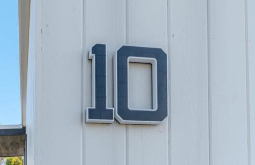 Luxury Waterfront Cabin 10 Located Near the Road - Foto 16