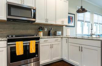 Discover the Riverwalk from New Craftsman Family Home - Foto 10