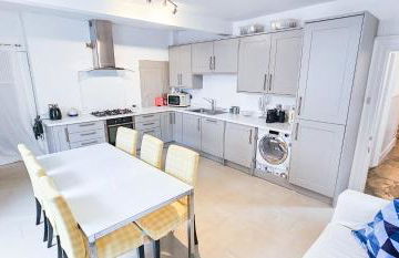 Russel House - 4 Bedroom - The Royal Mile - Photo 37