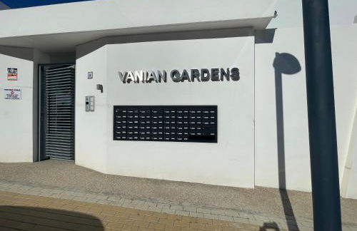 Vanian Gardens Apartment -Stella - Photo 2