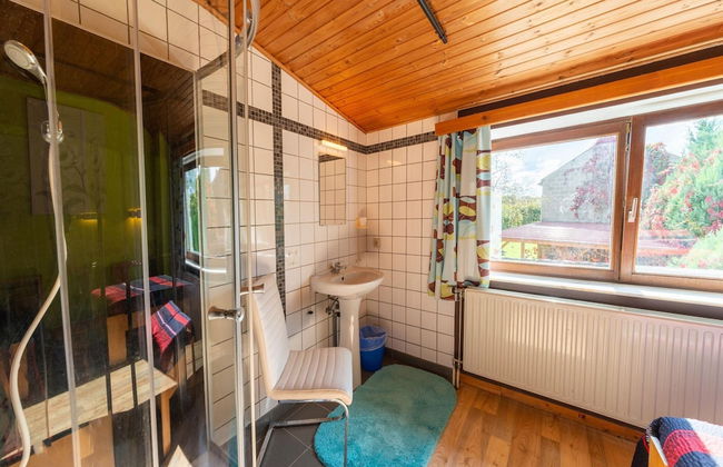 Holiday Home in Montleban With Sauna - Photo 16