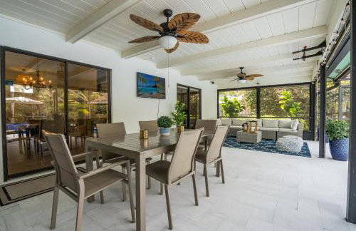 Three-Bedroom House - Best area-Heated Pool-Spa and Sauna Close to Beaches - Foto 19