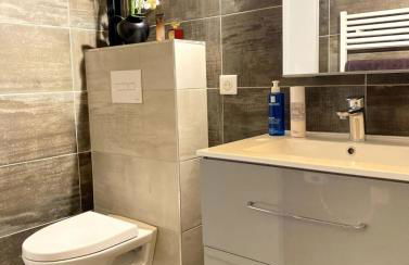 Beautiful One-Bedroom Apartment- City Center Lyon - Photo 7