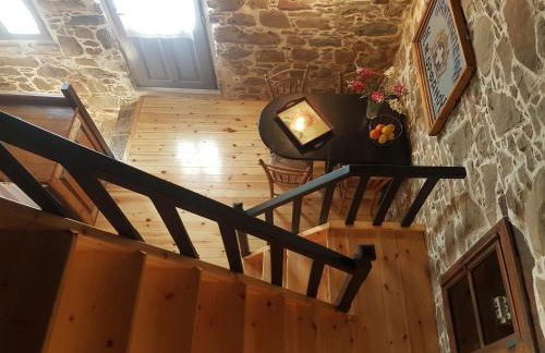 Chios Houses, beautiful restored traditional stone houses with an astonishing seaview - Foto 8