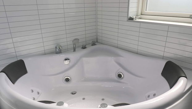 Spacious Retreat With Whirlpool - By Traum Ferienwohnungen - Foto 3, Baño