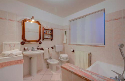 The Green Emerald Family Retreat - Happy Rentals - Foto 22