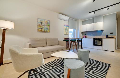 Nomads Lux Studios & Business Center - Photo 38