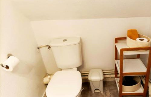 Studio cosy Piscine Rocherfort en Terre Centre - Foto 29