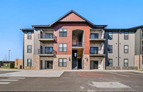 Modern King BR, Sectional, Pool, Gym, Near U of A - Foto 42