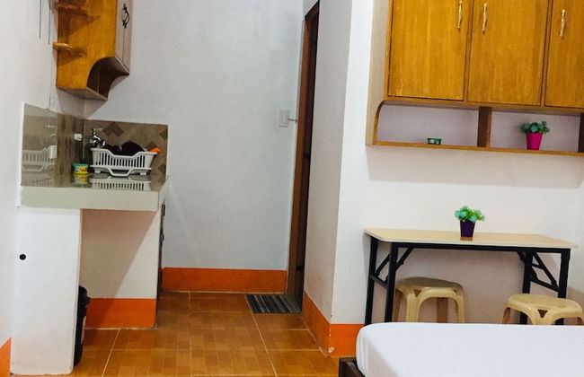 Bebs and Jocel Apartment - Foto 19