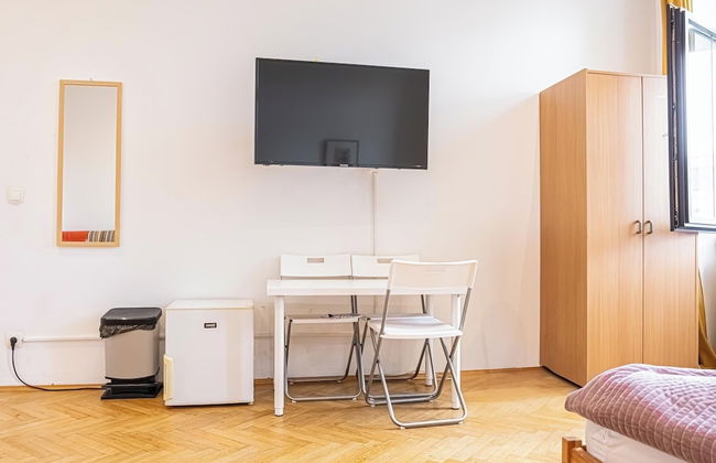 Cozy 4BR Apt Garden Close to Danube - Foto 16