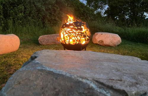 Little Pentre Barn with cozy logburner - Foto 30