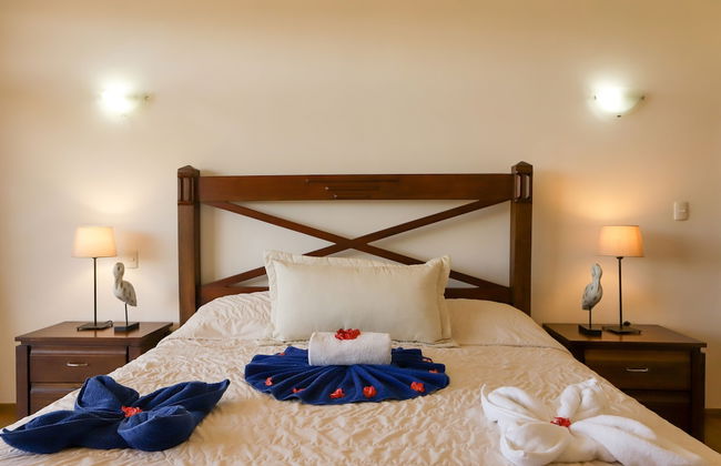 Sybaris Residences - Photo 53