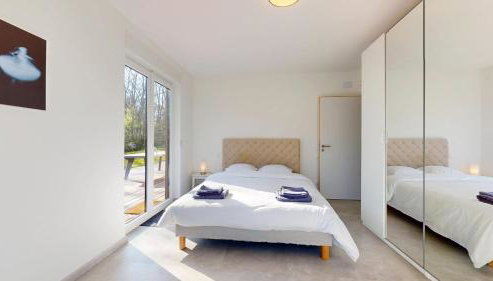 Le Chalet avec Piscine - Obernai - Foto 4, towels, wardrobe