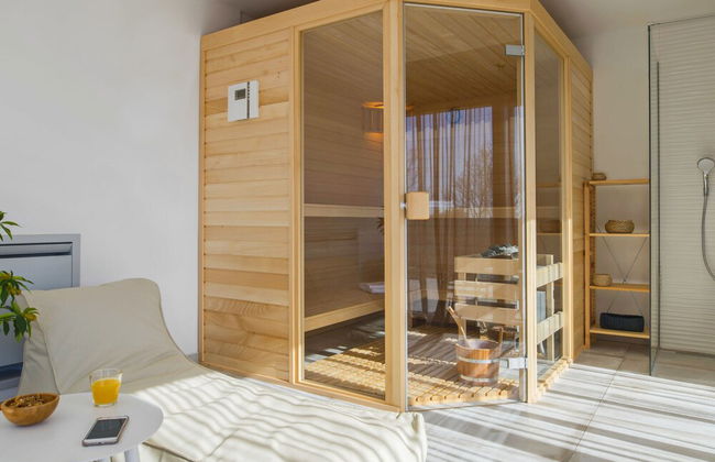 Villa with Swimming Pool, Outdoor Kitchen, Sauna, Hot Tub, Play Area, Sea View - Foto 50