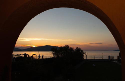 Pampas Seafront villa, 6 bedrooms, North Evvoia - Photo 25