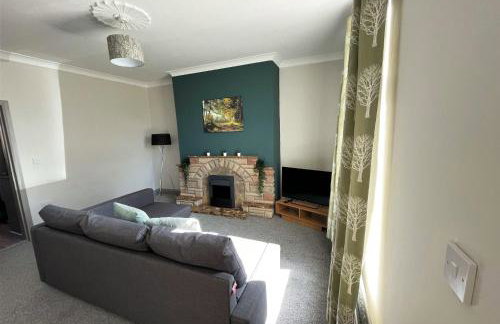 Luke Stays - Alum Waters - Foto 1