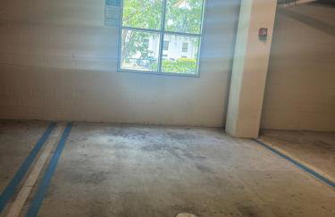 Luxurious 2 Beds 2 Baths Downtown Apartment - Photo 44