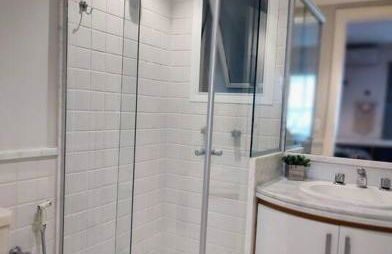 Apto Pé na Areia Condomínio Oceanside Camboinhas - Foto 13