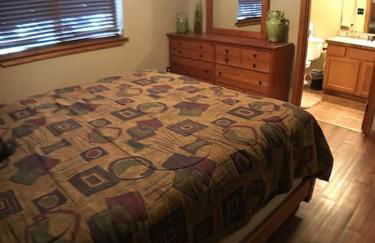 Rustic 2 BR Mountain View-walk to resort - Foto 10