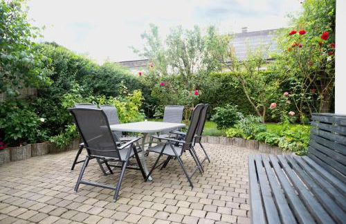 LenHaus Sundern - Ferienhaus mit Kamin & Garten - Foto 18