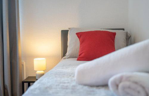 Spacious 3 Bed House, 5mins to HS2/ NEC/Airport. - Foto 24