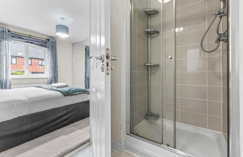 Modern 4 Bedroom Detached House 66CL - Foto 9