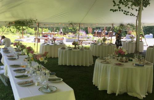 1800ML - As Seen on TV 1 mile from skiing great views hot tub fire pit beach Pool gym passes - Foto 65