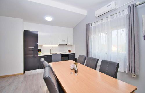 MY DALMATIA - Apartment Visocane with private pool - Foto 8