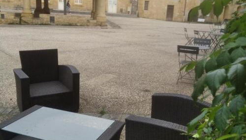 Maison confortable avec balcon au cœur de Cadouin, proche de Dordogne et grands sites touristiques - FR-1-616-196 - Foto 2